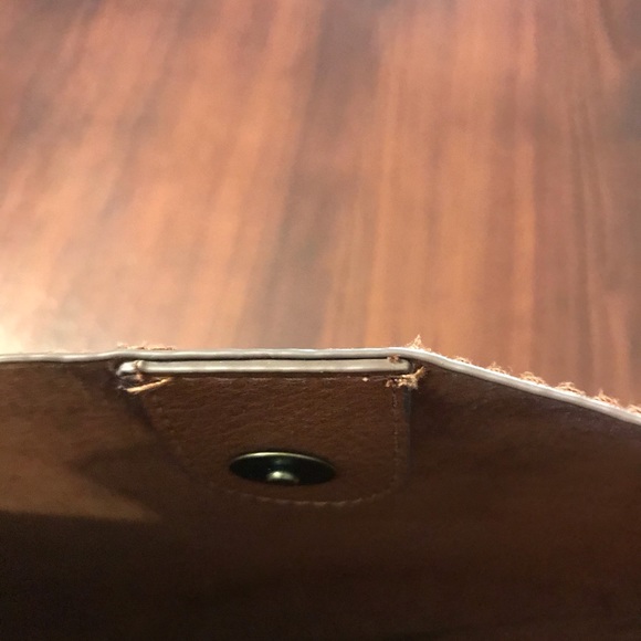 Universal Thread Bag - Picture 10 of 16